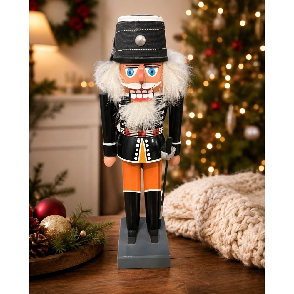 Erzgebirge East German Wooden Nutcracker Soldier Christmas Collectible